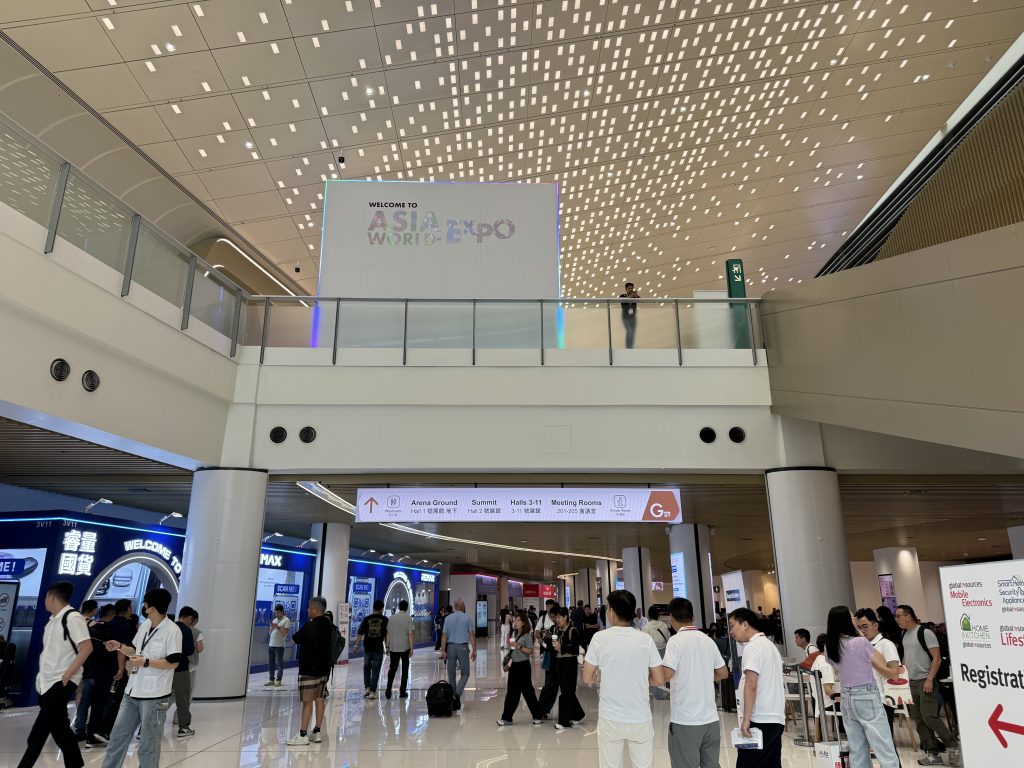 EJanMay闪耀2025环球资源香港展！